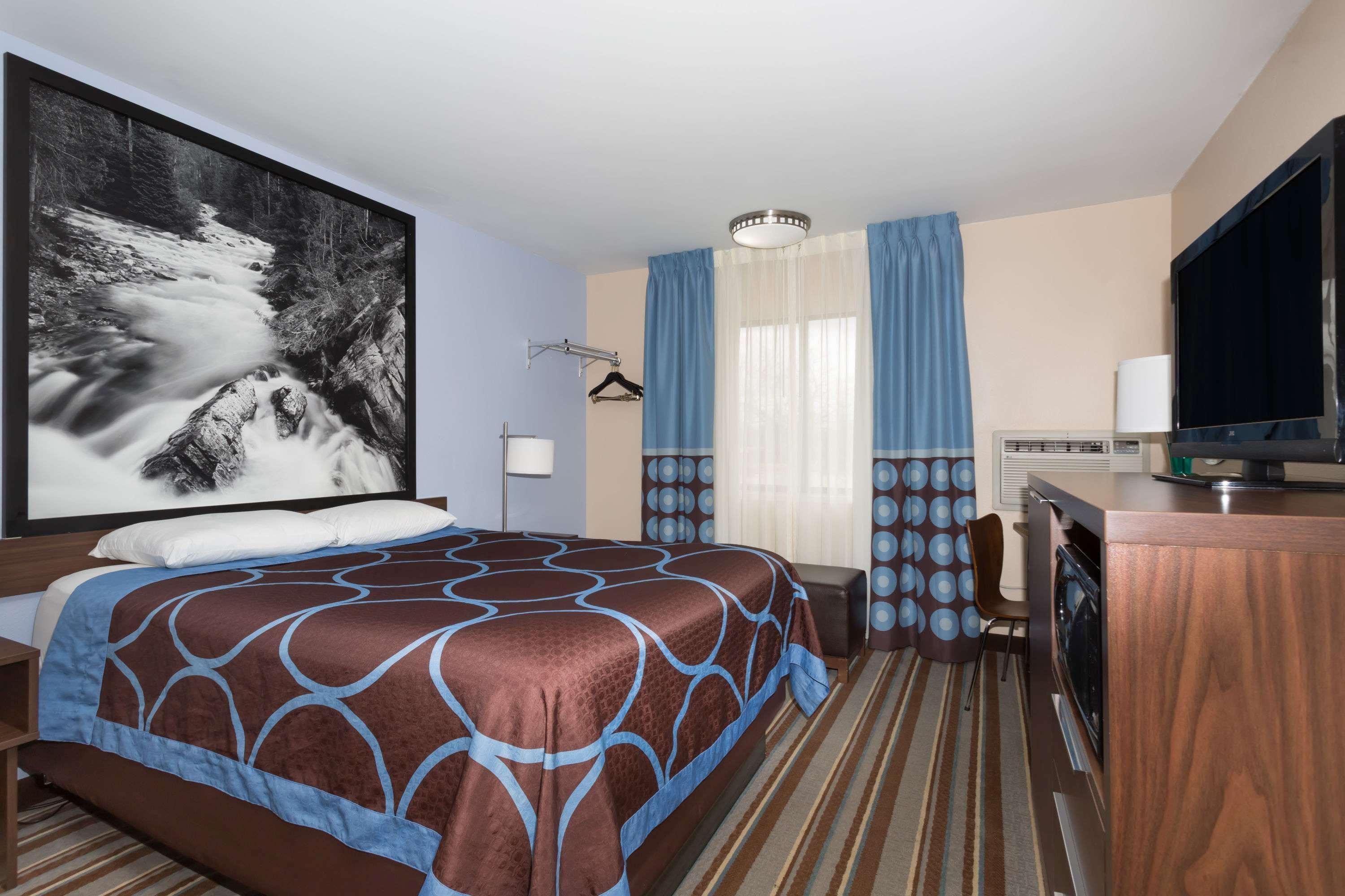 Super 8 By Wyndham Longmont/Twin Peaks Hotel Ngoại thất bức ảnh