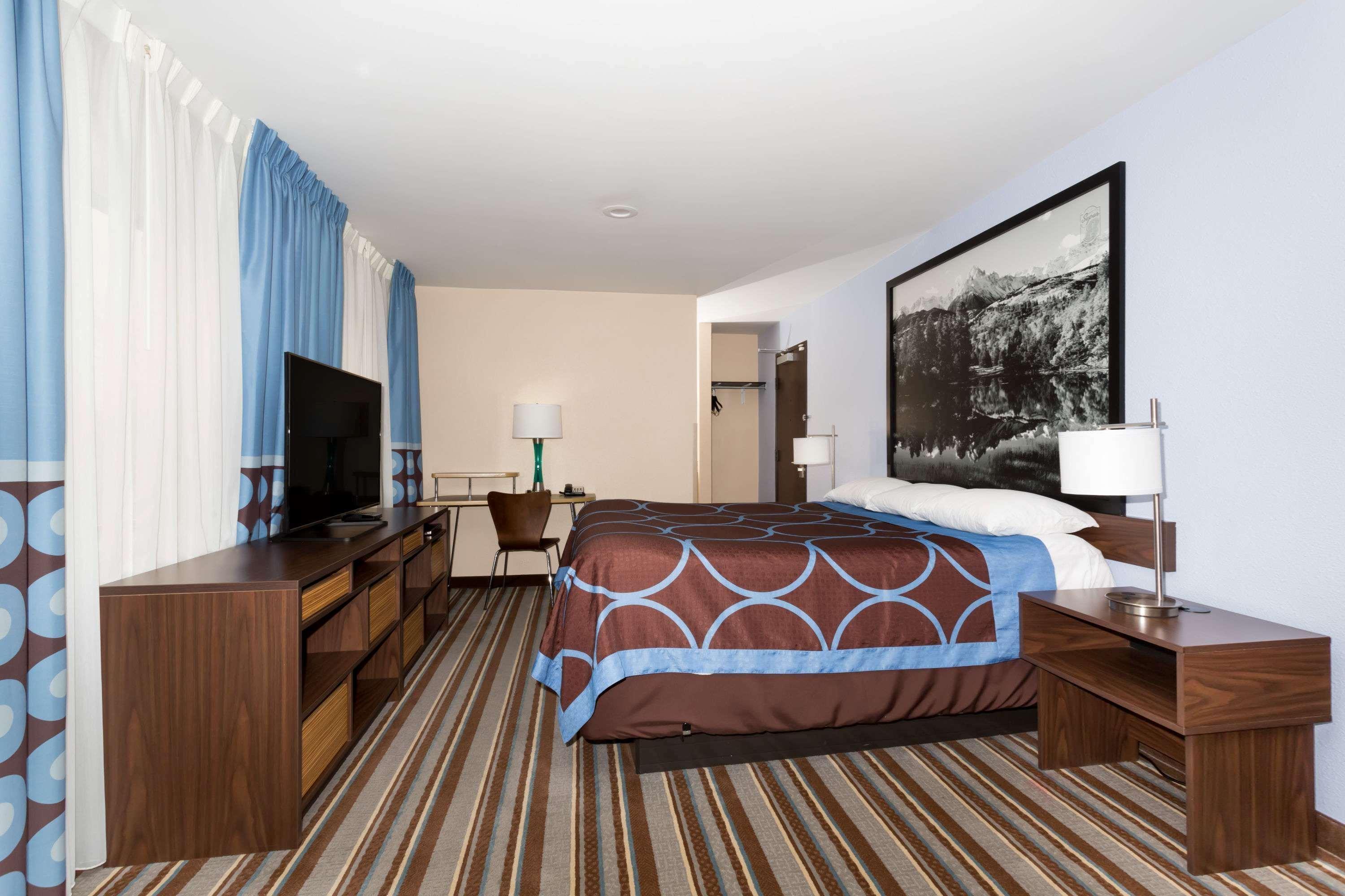Super 8 By Wyndham Longmont/Twin Peaks Hotel Ngoại thất bức ảnh